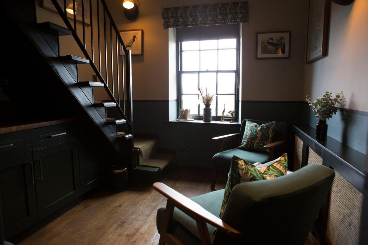 Mason'S Arms Hotel Bowland Bridge Екстериор снимка