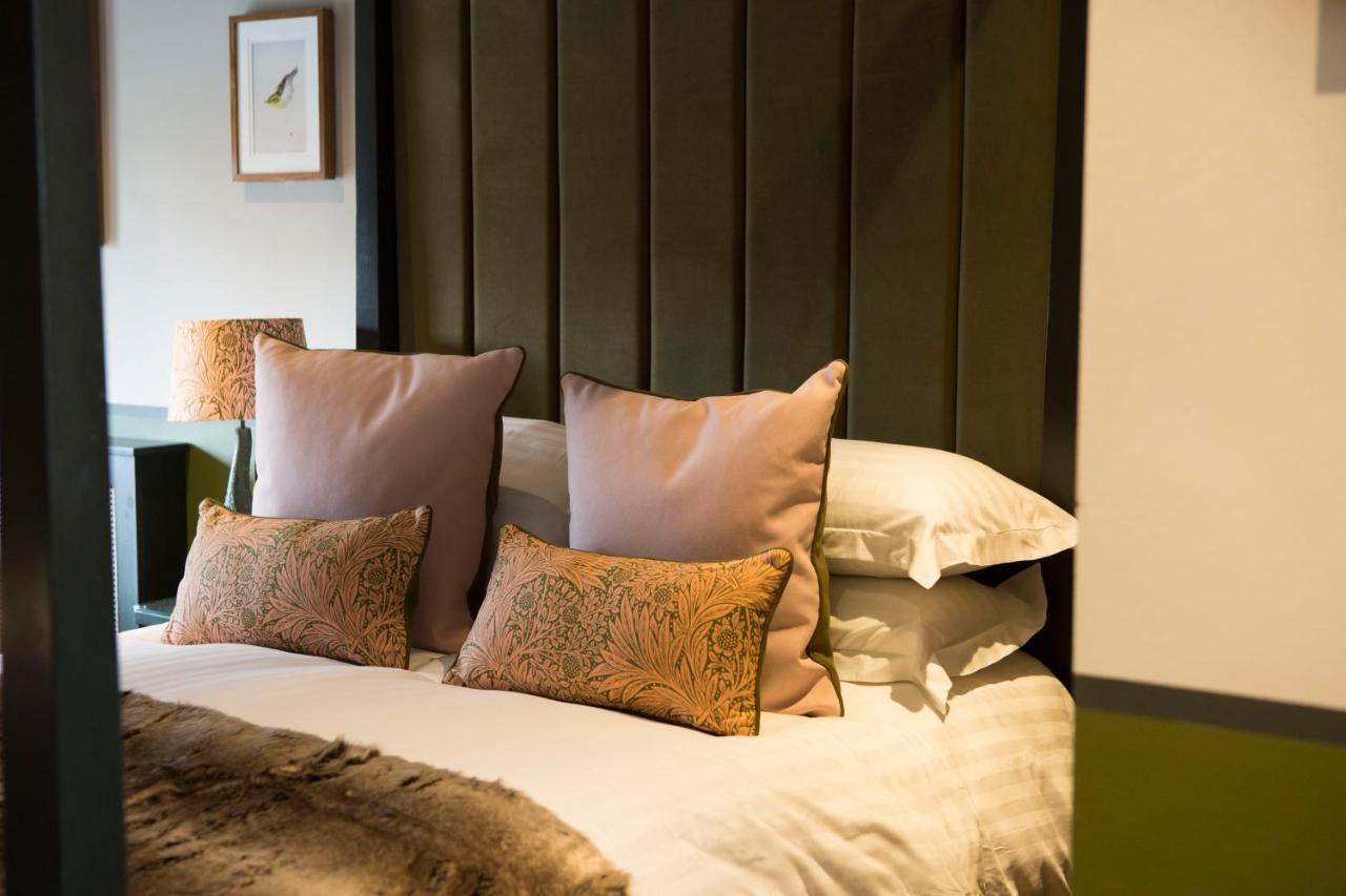 Mason'S Arms Hotel Bowland Bridge Екстериор снимка