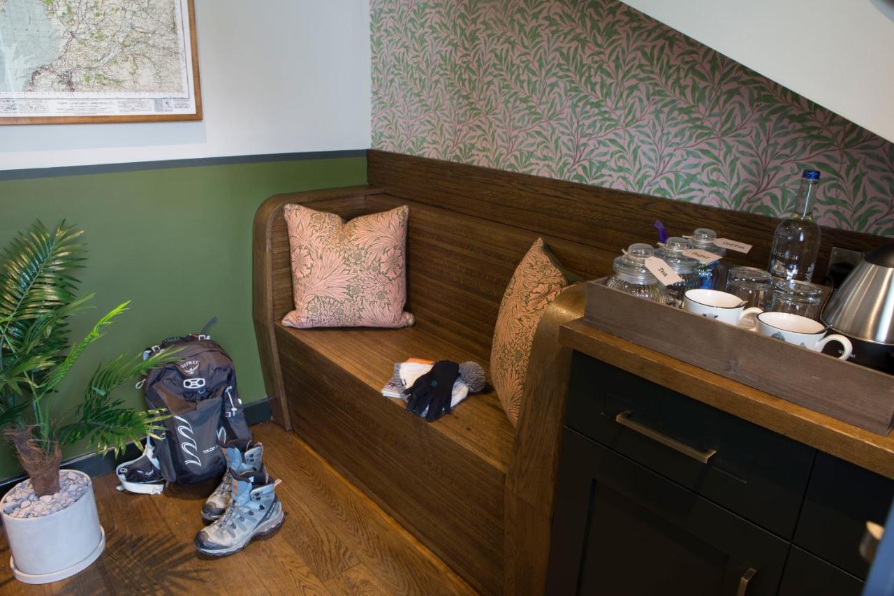 Mason'S Arms Hotel Bowland Bridge Екстериор снимка