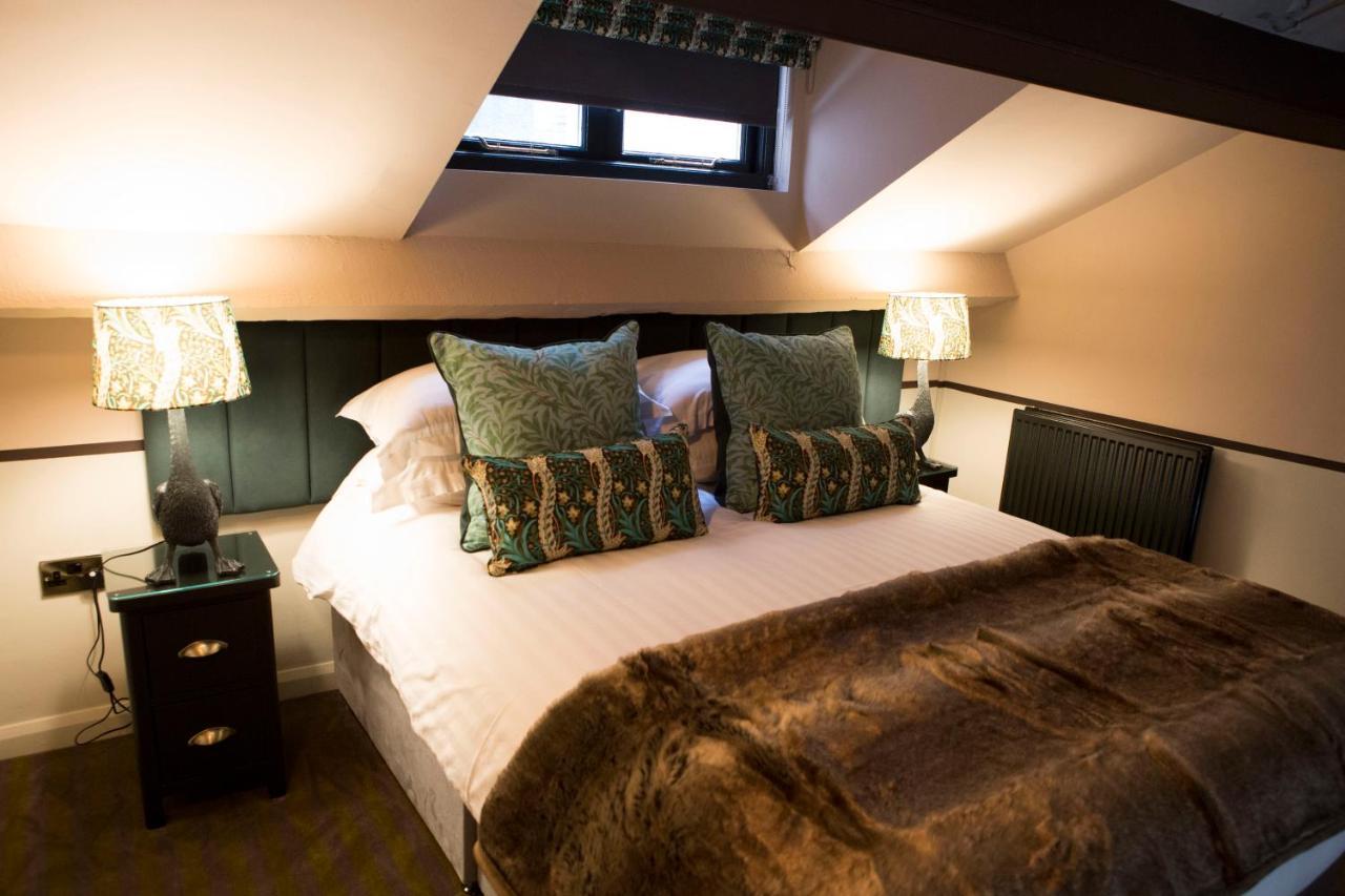 Mason'S Arms Hotel Bowland Bridge Екстериор снимка