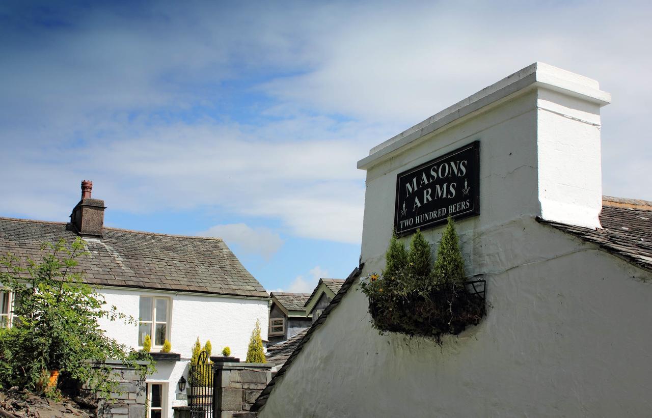 Mason'S Arms Hotel Bowland Bridge Екстериор снимка