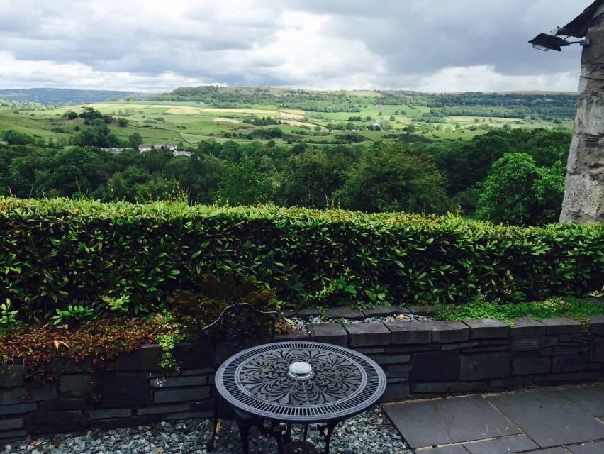 Mason'S Arms Hotel Bowland Bridge Екстериор снимка
