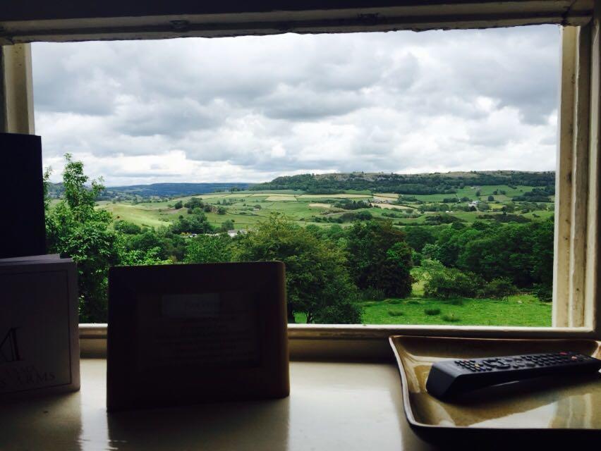 Mason'S Arms Hotel Bowland Bridge Екстериор снимка