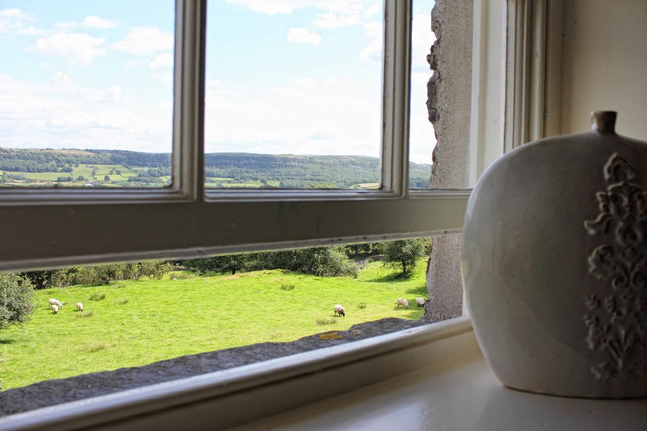 Mason'S Arms Hotel Bowland Bridge Екстериор снимка