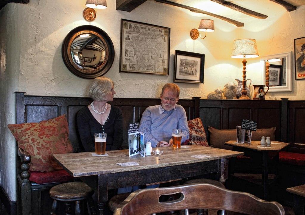 Mason'S Arms Hotel Bowland Bridge Екстериор снимка