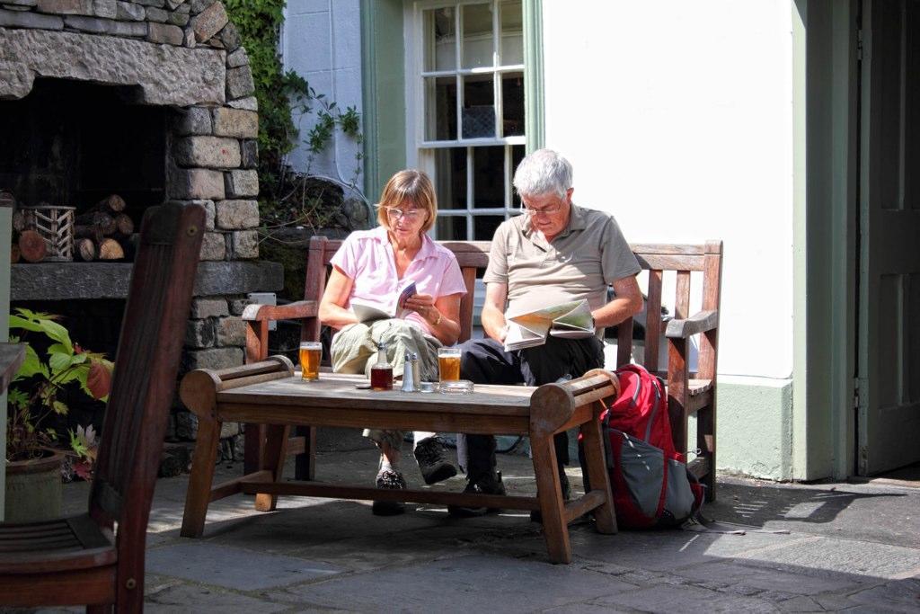 Mason'S Arms Hotel Bowland Bridge Екстериор снимка